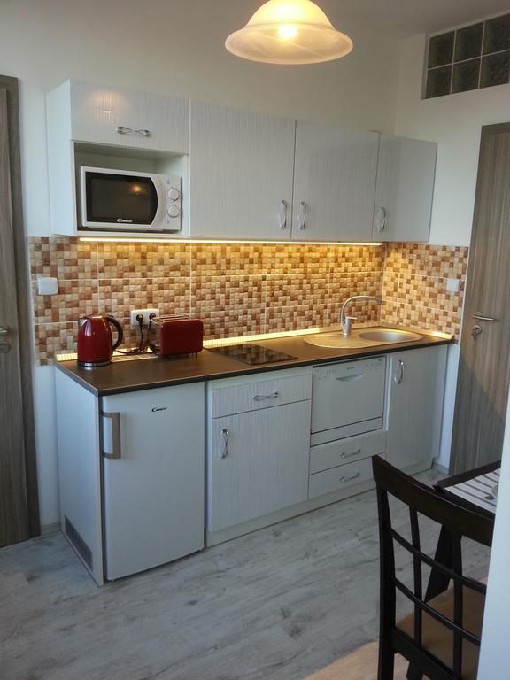 Downtown Apartment Miskolc Exterior photo